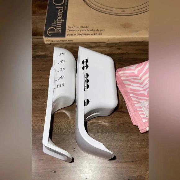 LOT! PAMPERED CHEF 18 Count Lot Bundle PC Assorted Kitchen Accessories Utensils - Picture 15 of 15